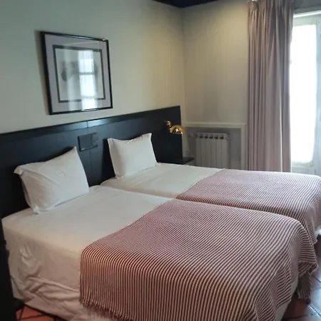 Отель Senhora A Branca Брага