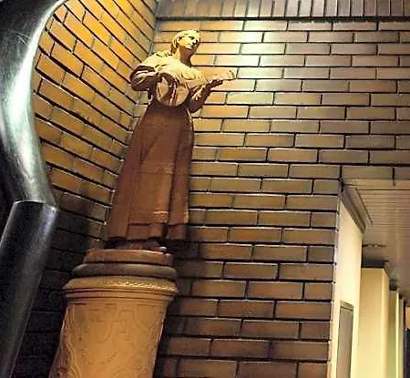 Senhora A Branca Braga