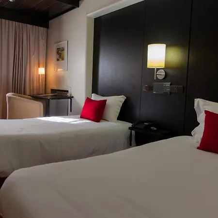 Senhora A Branca Hotel