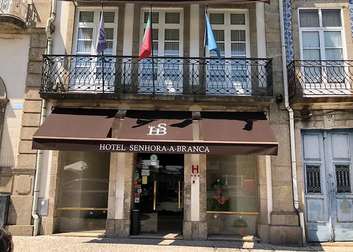 Senhora A Branca Отель Брага