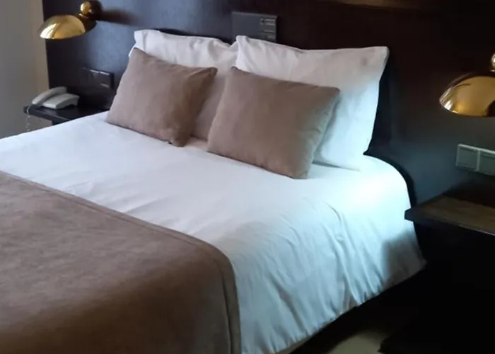 Senhora A Branca 3* Брага